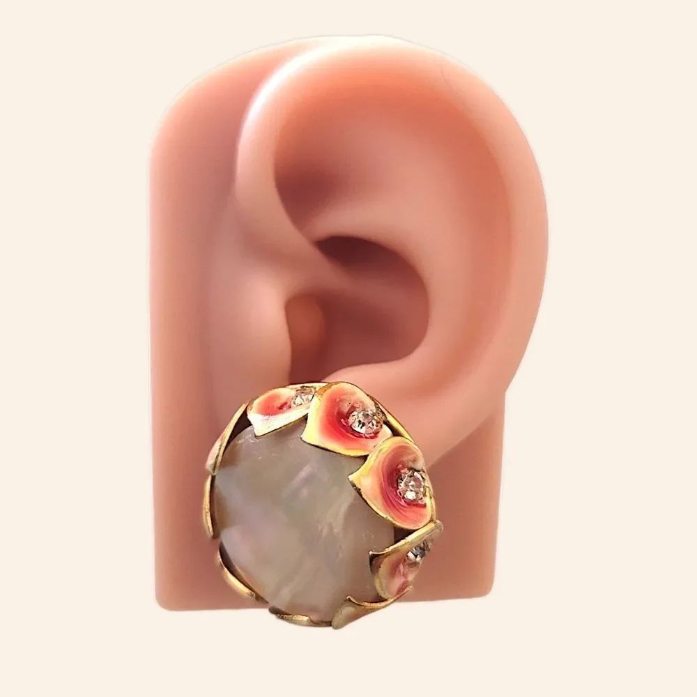 Rare Sandor Vintage Clip-on Earrings